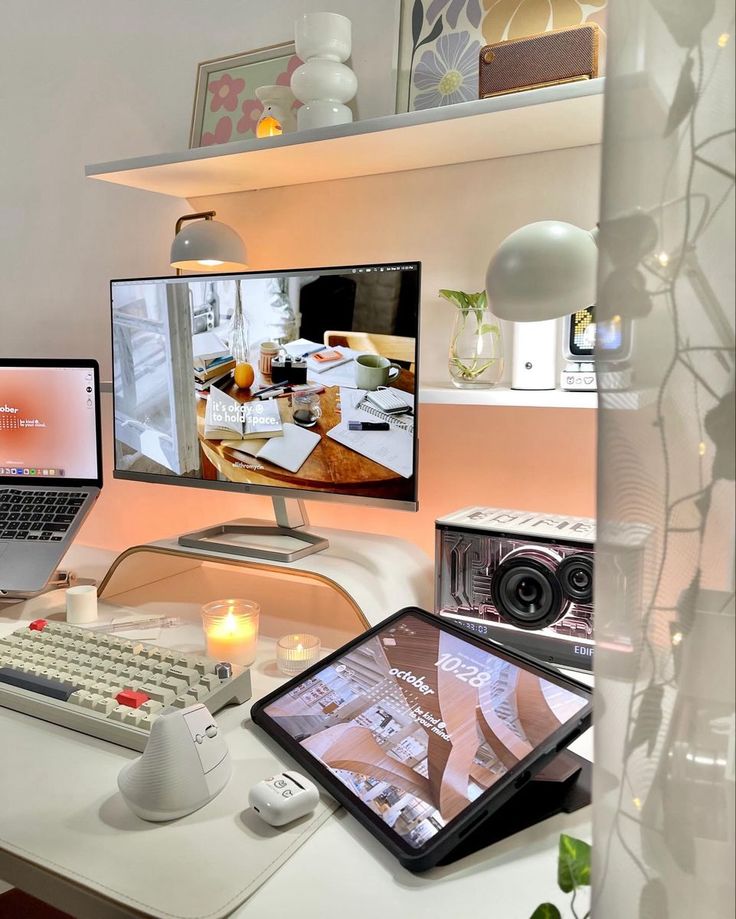 Macbook And Ipad Desk Setup Aesthetic, Ipad And Monitor Setup, Laptop Monitor Ipad Desk Setup, Macbook And Ipad Desk Setup, Hp Monitor Desk Setup, Macbook Desk Aesthetic, Laptop On Table Aesthetic, Desk With Laptop And Monitor, Desk Setup Monitor And Laptop