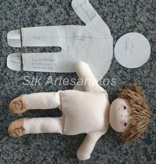 Diy Rag Dolls, Fabric Doll Pattern, Doll Patterns Free, Sock Dolls, Homemade Dolls, Rag Doll Pattern, Doll Diy Crafts, Rag Dolls Handmade, Fabric Toys