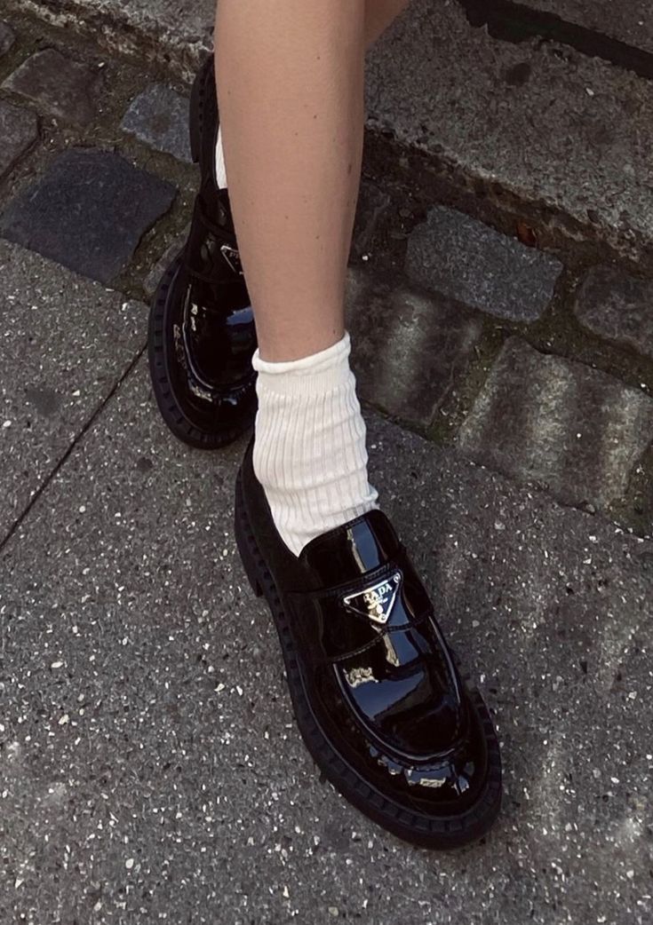 The Penny Loafer Trend. The Lugged Sole Loafer Trend for Fall 2020. Black Loafers Outfit, Astrid Clifford, Loafers Trend, Prada Loafers, Romanticising School, Prom Inspiration, Insta Poses, Romanticizing School, Rina Kent