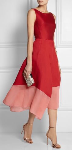 Antonio Berardi Antonio Berardi, Versatile Dresses, Crepe Dress, Color Combo, Mode Inspiration, Party Dresses For Women, Look Chic, Dress Fashion, Pretty Dresses