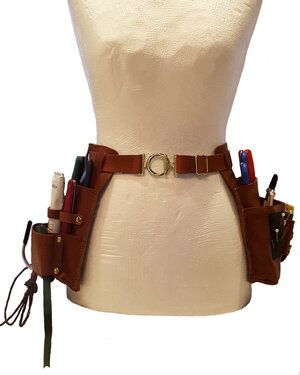 Posh La Fleur Florist's Tool Belt in Brown Leather - MP Bastian Garden Belt, Garden Tool Belt, Florist Tools, Leather Tool Belt, Work Belt, Utility Belt, Tool Belt, Used Tools, Leather Conditioner