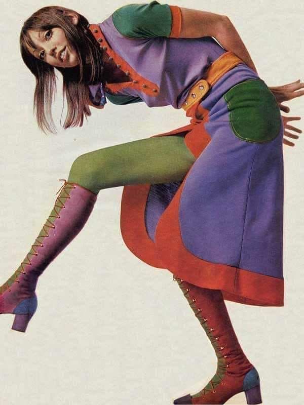 Shelly Duvall modeling. Shelley Duvall, Colleen Corby, Colorful Clothing, 60s 70s Fashion, Fashion 1960s, Retro Mode, 1970s Fashion, 1960s Fashion, Christian Lacroix