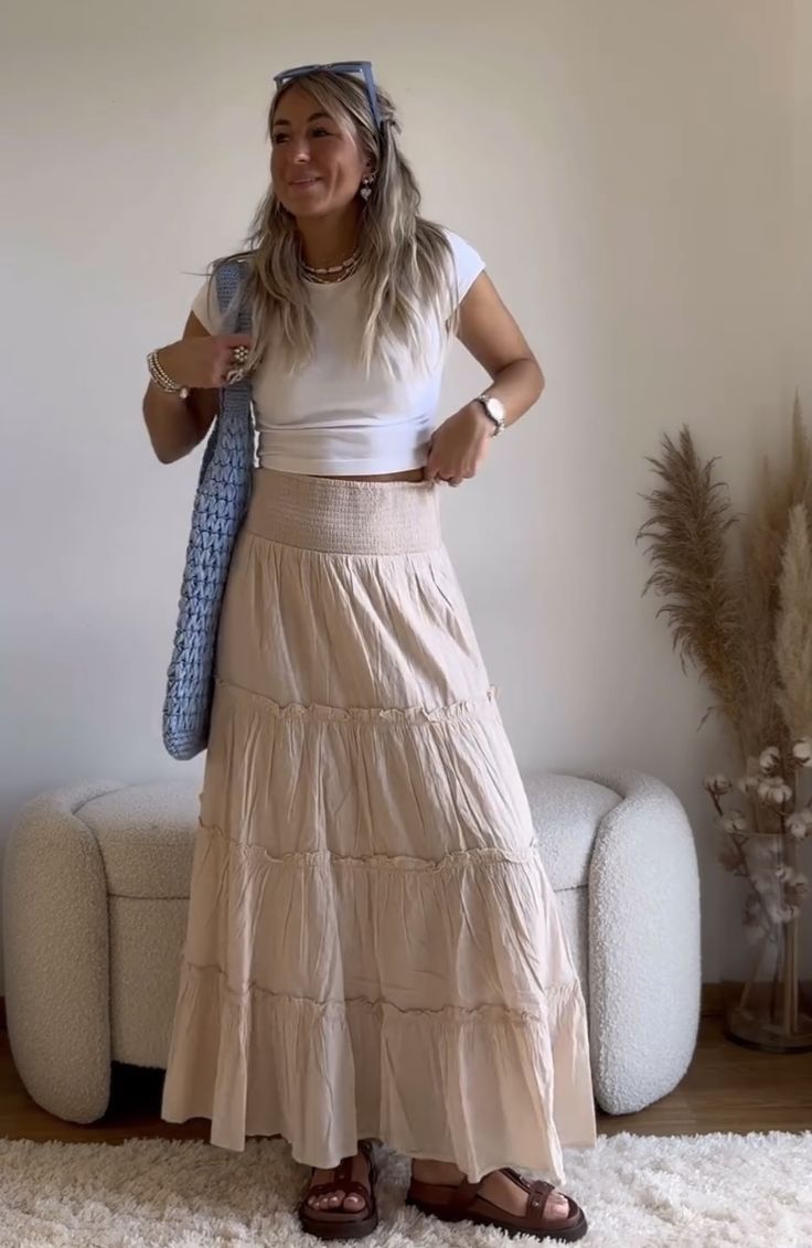 Period Friendly Outfits Summer, Modest Hawaii Outfits For Women, Tan Long Skirt Outfit, Maine Outfits Spring, Hawaii Outfits Modest, Long Tan Skirt Outfit, Missions Trip Outfits, Tan Maxi Skirt Outfit, Cute Modest Outfits Summer