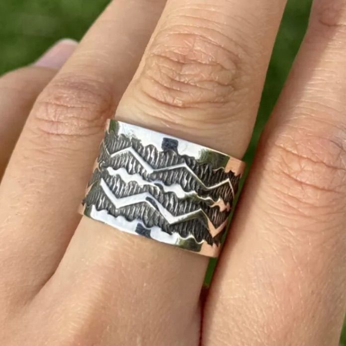 Sunshine Reeves 925 Sterling Silver Stamped Ring. Navajo Size 11 Handmade Stamped Ring, Stamped Rings, Womens Jewelry Rings, Sterling Ring, Rings Statement, Sterling Silber, Statement Rings, Jewelry Rings, Etsy Accessories