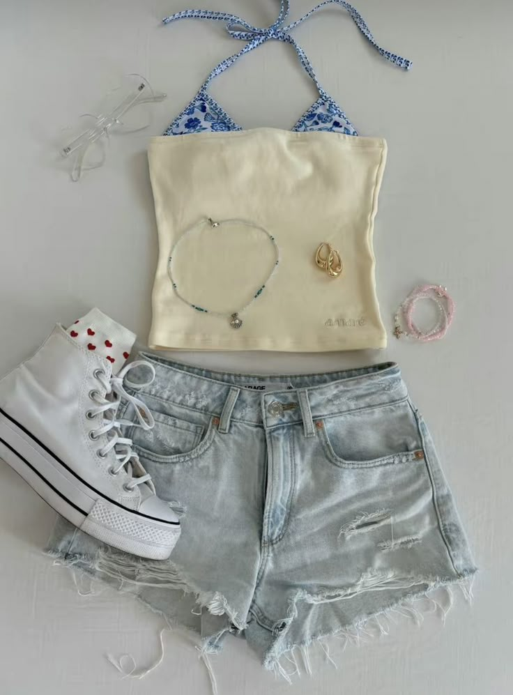 Influencer Clothes, 4th July Outfit, Nantucket Summer, Her Drawing, Holiday Clothing, Slay Outfits, School Homework, Outfit Inspo Summer, Trendy Outfits For Teens