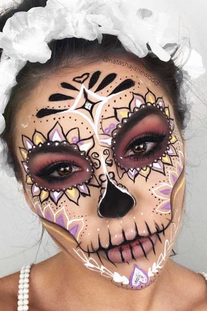 Hallowen Schminke, Makijaż Sugar Skull, Carnaval Make-up, Unique Halloween Makeup, Maquillage Halloween Simple, Halloween Makeup Tutorial Easy, Halloween Makeup Sugar Skull, Dark Circles Makeup, Halloweenský Makeup