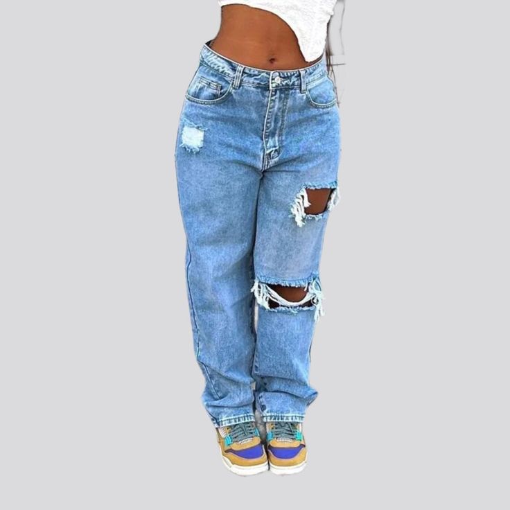 Make a statement this summer with our 2023 Summer Collection of grunge-inspired straight-leg distressed jeans! Featuring a mid-waist fit. luxurious denim fabric. zipper and button closure. and raw hem for an edgy look. these jeans will make you stand out from the crowd.Distinctive Features: Grunge-Inspired: Stand out from the crowd with these unique and fashionable jeans. Straight-Leg: Flatter your figure with a timeless straight-leg fit. Distressed: Achieve an effortlessly cool. vintage look. M Ripped Rigid Denim Cropped Jeans For Fall, Ripped Flare Jeans In Medium Wash Denim, Trendy Cutoff Flare Jeans In Rigid Denim, Trendy Relaxed Fit Ripped Cropped Jeans, Trendy High Rise Distressed Cropped Jeans, Trendy Ripped Cropped Jeans With Relaxed Fit, Trendy Cropped Rigid Denim Jeans, Trendy Rigid Denim Summer Jeans, Trendy Summer Rigid Denim Jeans