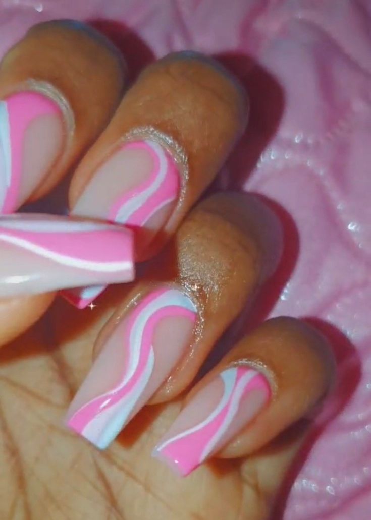 Light Pink Swirl Nails, Hot Pink And White Nail Designs, White Nails With Pink Designs, Pink And White Swirl Nails, Rose Pink Nails, Naked Nails, Line Nail Designs, Chloe Nails, Florida Nails