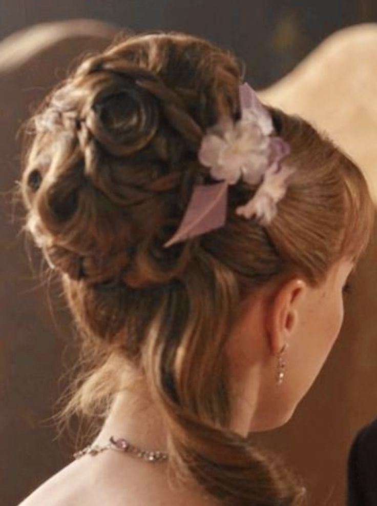 19th Century Hairstyles, 1800s Hairstyles, Bridgerton Hair, Era Hairstyles, Regency Hairstyles, Bridgerton Ball, Royal Hairstyles, Historical Hairstyles, Older Women's Hairstyles