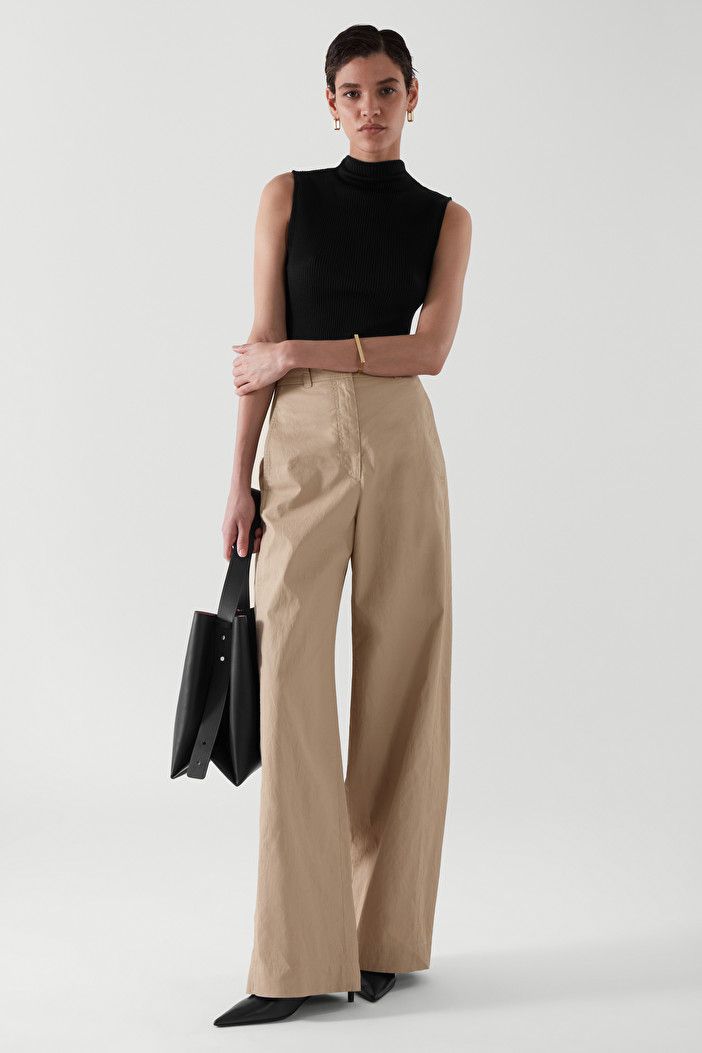 Beige Trousers Outfit, Beige Pants Outfit, Wide Leg Trousers Outfit, Beige Hose, Wide Leg Linen Trousers, Wide Leg Pants Outfit, Trouser Outfit, Beige Outfit, Beige Pants