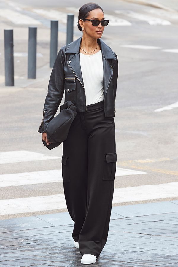 Black Super Soft Ponte Wide Leg Trousers With Pocket Detail Black Wide Leg Pants Outfit Casual, Black Cargo Pants Outfit Women, Black Trouser Outfit, Black Wide Leg Pants Outfit, Trousers Outfit Casual, Black Cargo Pants Outfit, Black Trousers Outfit, Cargo Styling, Wide Leg Trousers Outfit