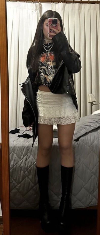 Vegas Fits Party, Fall Rockstar Outfit, $b Concert Fits, Hollow Sweater Outfit, Outfit Ideas With A Black Skirt, Birthday Grunge Outfit, Black Band Tshirt Outfit, Edgy 2000s Fashion, Alt Casual Outfits Summer