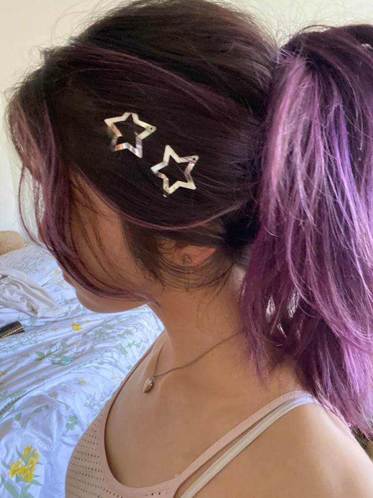 Dark Brown Hair With Purple, Violet Hair, Fairy Hair, School Hair, Dyed Hair Inspiration, Dye Colors, Pretty Hair Color, Hair Stylies, Star Hair