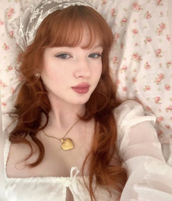 Red Head Girl Face Claim, Red Haired Face Claim, Ginger Girl Face Claim, Long Ginger Hair, Cottage Core Girl, Fem Faceclaims, Vampire Queen, Ginger Girls, Red Head