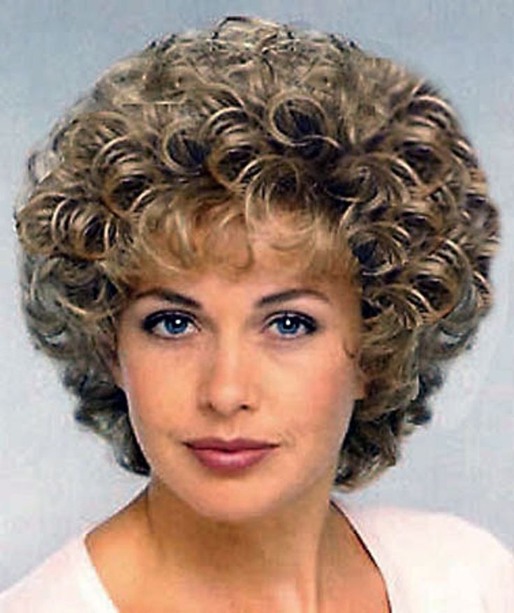 Short hair perm  #flhairbylo #avedaibw #inspo Short Hair Perms, Shoulder Length Perm, Short Permed Hair Before And After, Short Hair Perm, Kręcony Bob, Hair For Women Over 50, Hair Perms, Pictures Of Short Haircuts, Hairstyles For Seniors