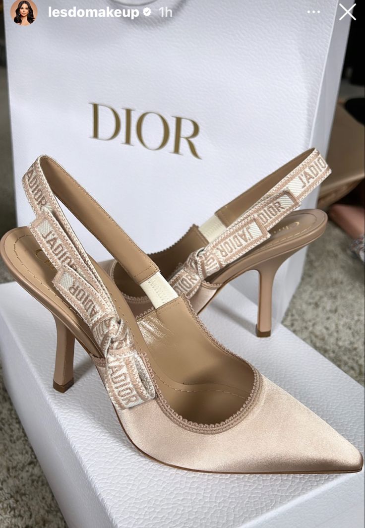 Dior Slingback, Elegant Shoes Heels, Pretty Heels, Fancy Heels, Fashion Shoes Heels, Cute Shoes Heels, Shoes Heels Classy, Shoes Outfit Fashion, Classy Shoes