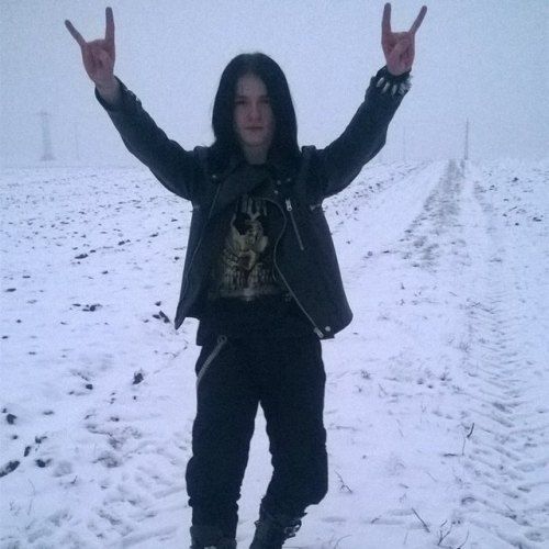 nachtgarm666 Dudes With Long Hair, Alt Guys, Metalhead Fashion, Metalhead Guy, Metal Outfit, Metal Boy, Black Metal Art, Masc Outfits, Goth Look