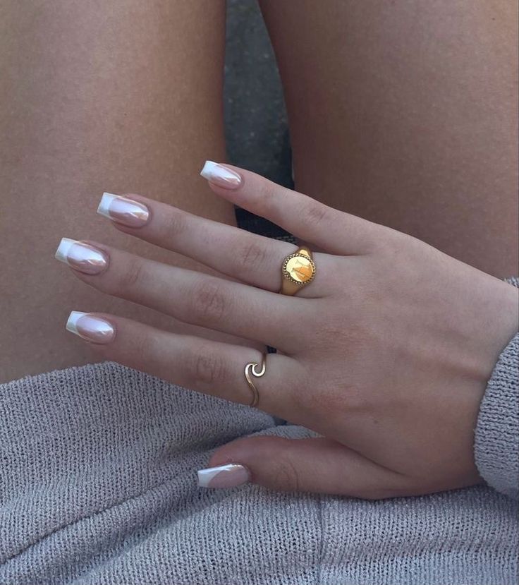 Milky Pink Nails, White Chrome Nails, Kutek Disney, Milky Pink, Prettiest Celebrities, Chrome Nails Designs, White Chrome, French Tip Acrylic Nails, Basic Nails