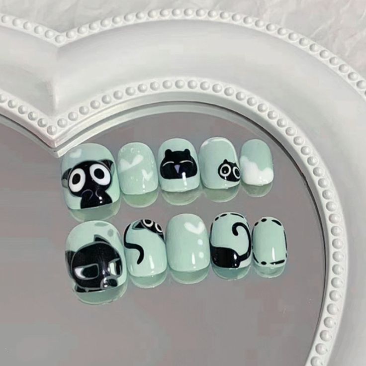 Cute Animal Acrylic Nails, Cat Art Nails, Cat Nail Designs Cute, Cute Cat Nail Art, Cat Nail Ideas, Green And Pink Nails Designs, Cute Cat Nails, Cat Nails Design, Silly Nails