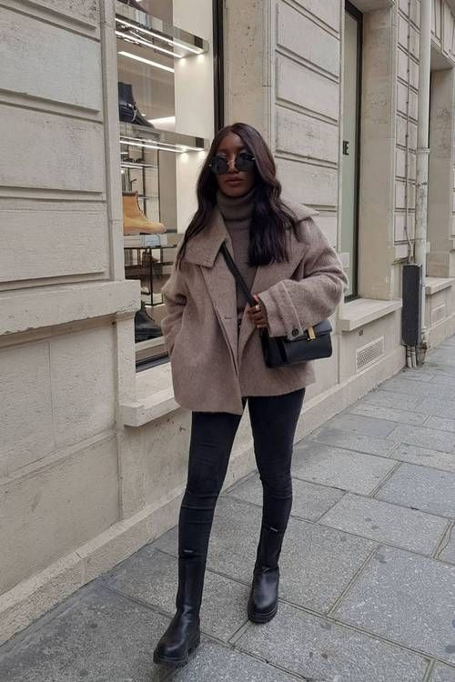 Wander Outfit, Nyc Winter Outfits, Trending Winter Boots, Winter Mode Outfits, Nyc Outfits, New York Outfits, Europe Outfits, Winter Fashion Outfits Casual, Cold Outfits