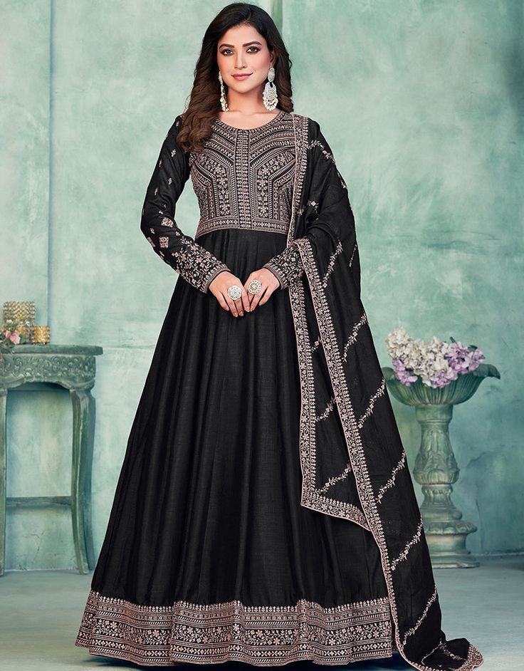 Black Art Silk Pant Anarkali Anarkali Suits Bollywood, Georgette Anarkali Suits, Wedding Dresses Pakistani, Lehenga Choli Designs, Prachi Desai, Silk Anarkali, Designer Salwar Kameez, Gown Suit, Designer Anarkali