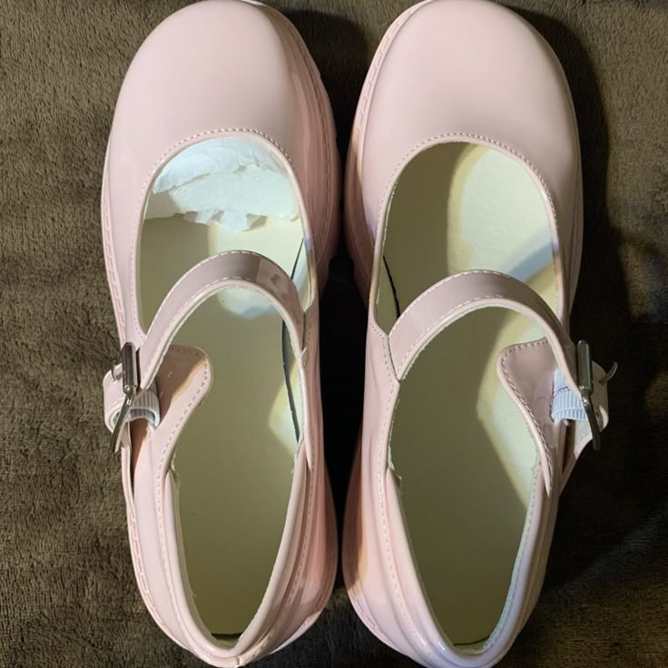 Light Pink Thick Bottom Shoes Brand New Buckles On The Sides. Says Size 39 On The Bottom Not Sure What Size That It. But A Very Pretty Light Pink.Like A Baby Pink. Cute Core Shoes, Pink Mary Jane Shoes, Pink Mary Janes, Kidcore Clothes, Thick Bottom Shoes, Nurse Girl, Sick Shoes, Fun Beauty Products, 80s Shoes