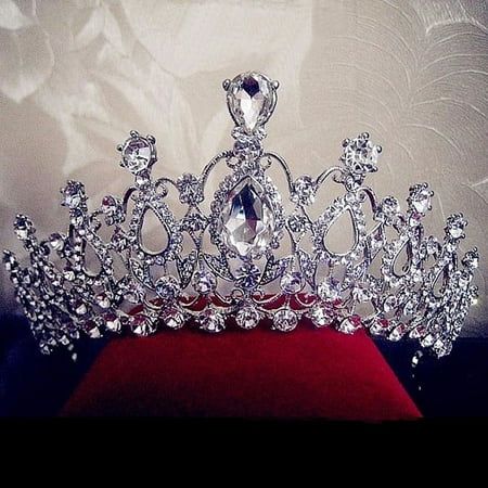 Specifications: Make you charming with this elegant shining rhinestone crown. Suitable for wedding, special party, prom, etc. A great accessory and decoration for girls and women. Item Name: Crown Gender: Women's, Girls' Theme: Beauty Style: Fashion Material: Alloy, Rhinestone Occasions: Wedding, Party, Cosplay, Engagement, Cocktail, Prom, etc Features: Hollow, Baroque Style, Teardrop, Shiny Rhinestone Height: 6cm/2.36", Width: 15cm/5.91" (Approx.) Notes: Due to the light and screen setting diff Bridal Crown Crystal, Wedding Crown Tiara, Headband Crown, Flower Tiara, Princess Bridal, Bride Headband, Headband Jewelry, Tiara Hairstyles, Bridesmaid Pearls