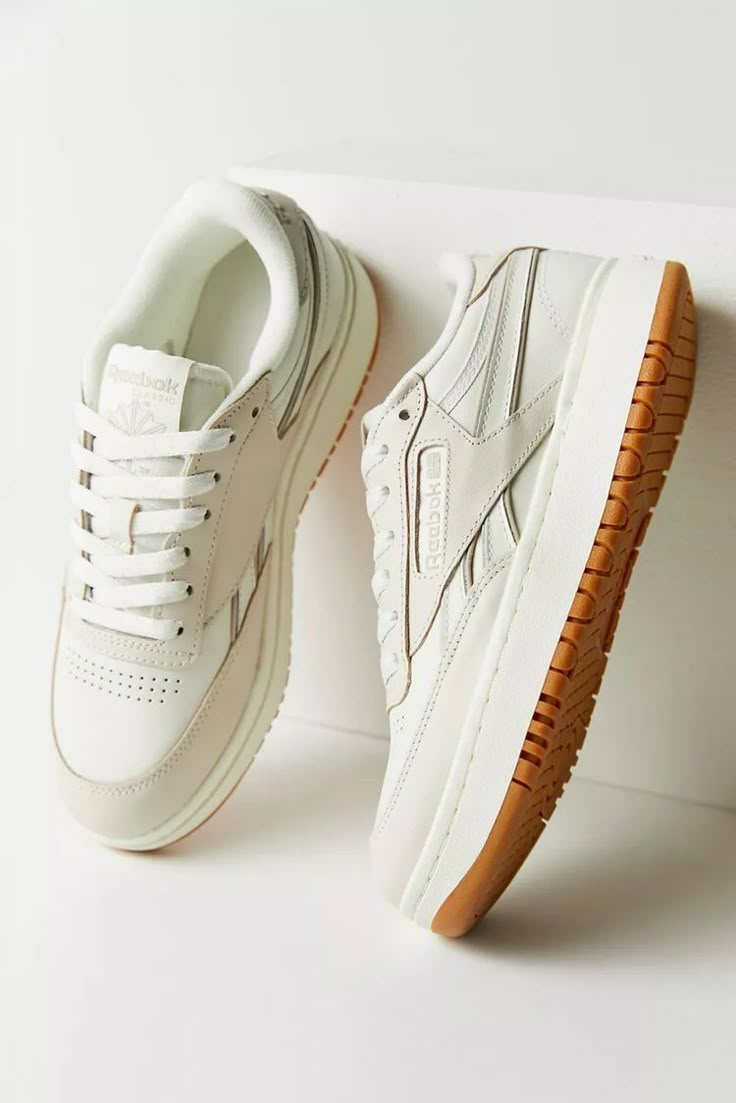 Reebok Club C Double Geo, Reebok Club C Double, Reebok Logo, Reebok Club C, Aesthetic Shoes, Shoe Inspo, Swag Shoes, Winter Mode, Puma Platform Sneakers