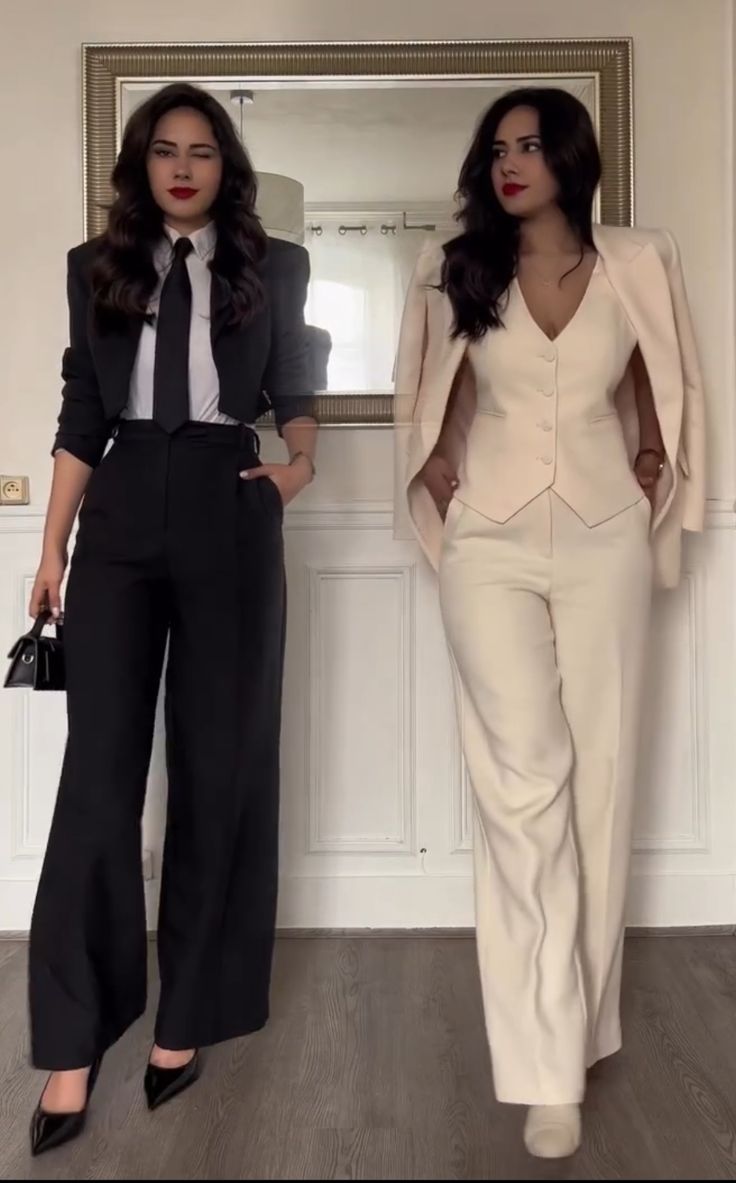 Profession Outfits For Women, Zara Women Suit, Tie Blazer Outfit, Blazer Suit Women Classy, Womens Suit With Tie, Black Pant White Shirt Women, Cropped Suit Jacket Women, White Shirt Black Tie Women, Cream Blazer Outfits For Women Classy