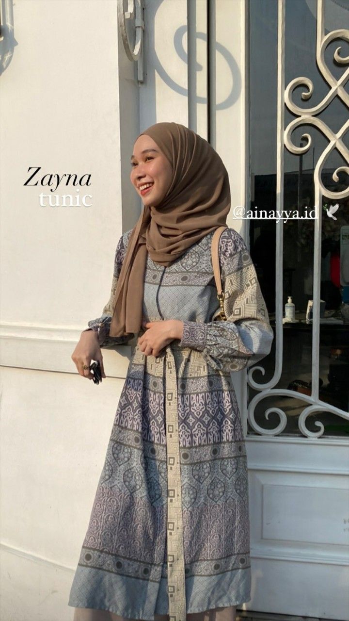 Inspirasi Outfit Lebaran, Tunik Hijab Style, Lebaran Outfit, Ootd Lebaran, Outfit Outer, Easy Diy Clothes, Muslim Style, Modern Hijab Fashion, Simple Kurta Designs