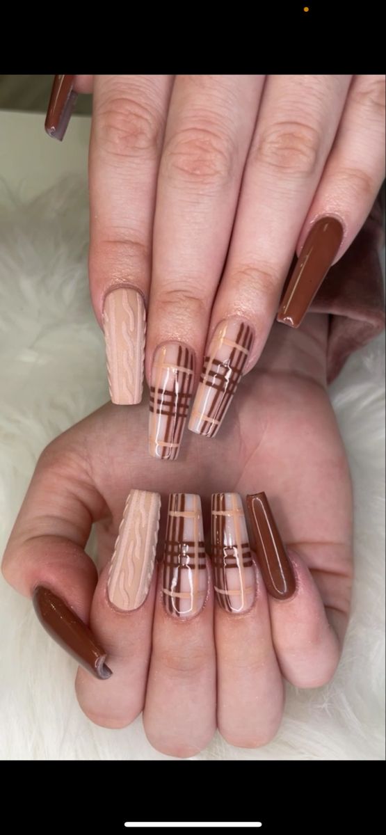 Fall Type Nails, French Tip Plaid Nails, Thanksgiving Nails Acrylic Oval, Spokey Season Nails, Long Acrylic Nails Coffin Fall, Fall Nails Trendy Designs, Brown Flannel Nails, Fall Winter Nails Design, Brown Fall Acrylic Nails