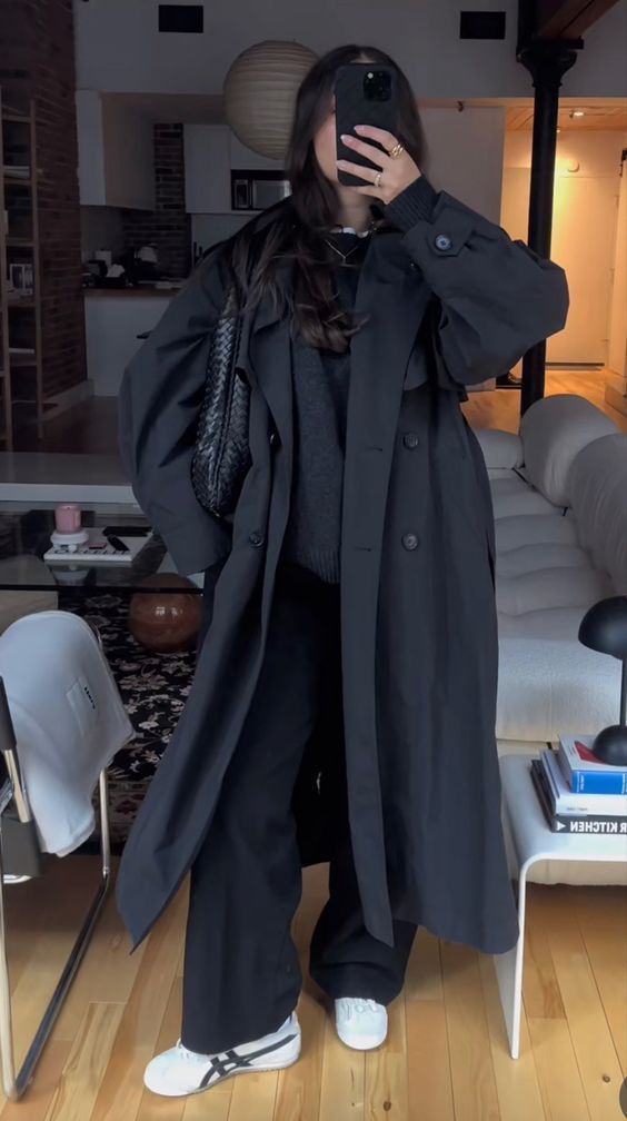 Trench Black Coat Outfit, Women Black Trench Coat Outfits, Outfits With Black Trench Coats, Styling Black Trench Coat, Trench Coat Inspiration, Modest Trench Coat Outfit, Long Coat And Dress Outfit, Black Trench Coat Outfit Hijab, Dark Grey Trench Coat Outfit