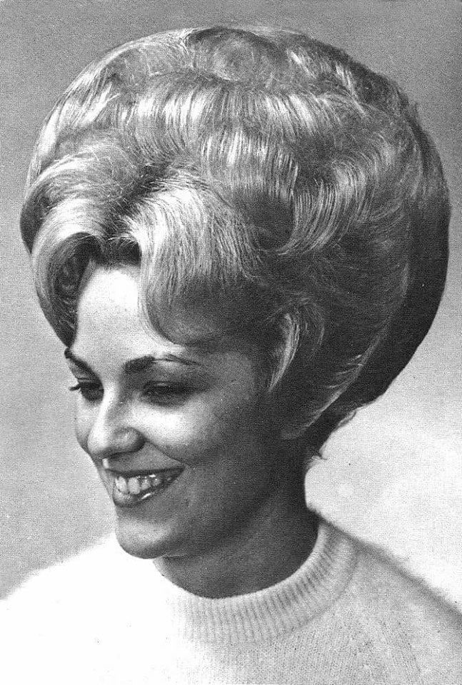 Image result for vintage beehive hairdos 1960 Hairstyles, Retro Inspired Hair, Curly Perm, 1960s Hair, 60s Hair, Beehive Hair, Overnight Hairstyles, Bouffant Hair, Teased Hair