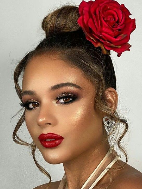 Havana Nights Party Makeup, Havana Night Hair And Makeup, Mexican Inspired Makeup Look, Flamenco Dancer Makeup, Cuban Makeup Havana, Flamenco Makeup Spanish, Havana Nights Makeup Look, Havana Makeup Look, Spanish Style Makeup