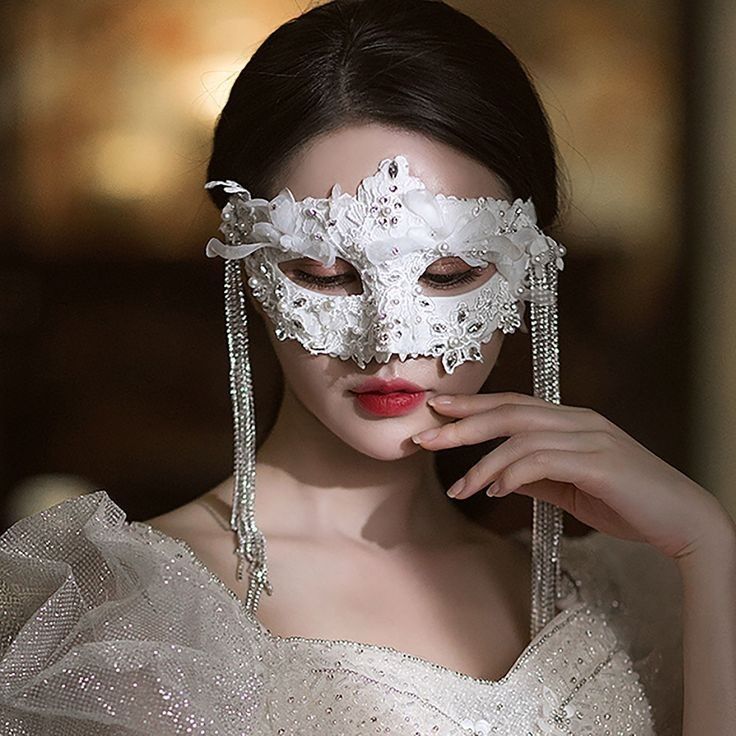 Masquerade Ball Gowns Elegant With Mask, Masquerade Mask Aesthetic, Vintage Masks, Prom Props, White Masquerade, Beautiful Masks, Masquerade Ball Gowns, Lace Tassel, Lace Masquerade Masks