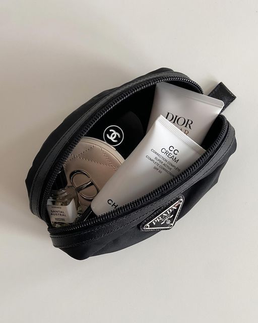 prada beauty bag Dior Skin Care, Christian Dior Makeup, Pleasing Aesthetic, Ysl Makeup, Black Makeup Bag, Elf Clothes, Care Aesthetic, Gym Accessories, Ysl Beauty