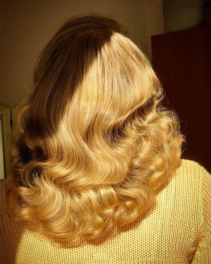 1940s Waves, Hairstyles For Wavy Hair, Waves Tutorial, 1940s Hairstyles, Long Blonde, Retro Hairstyles, Vintage Hairstyles, Hair Dos, Hair Day