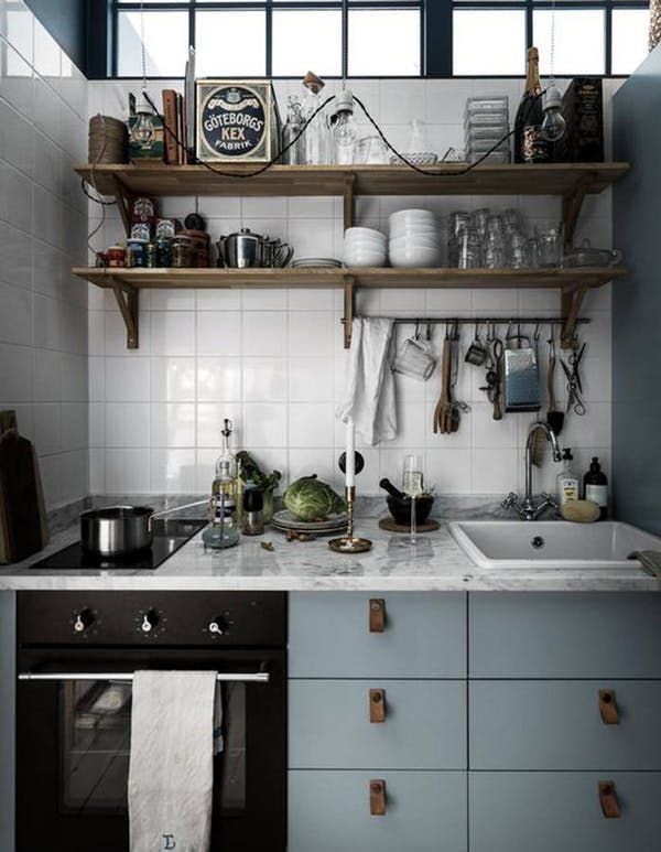 the kitchen is clean and ready to be used as an appliance for cooking