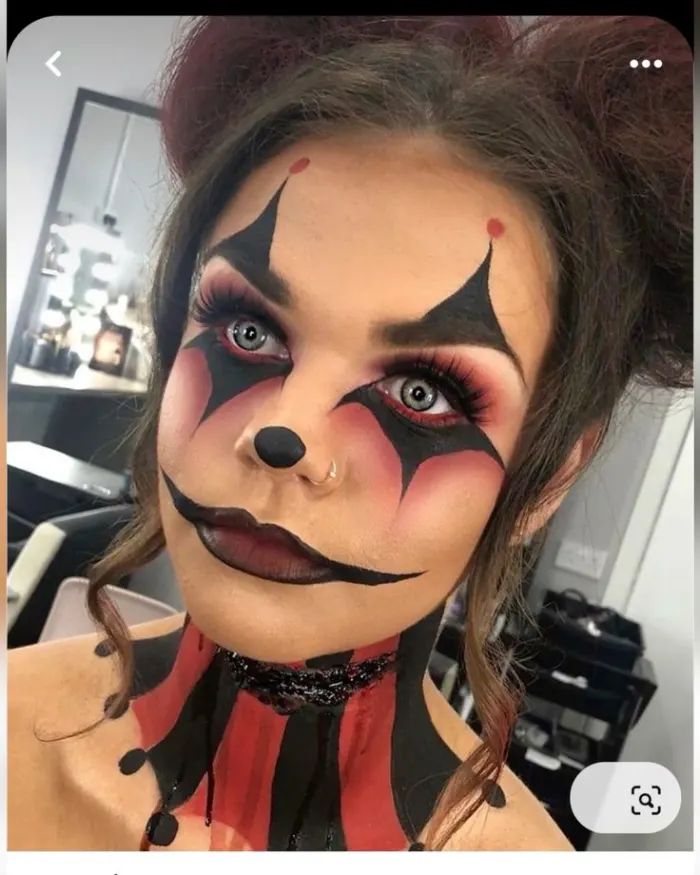 45+ Horrifying Halloween Makeup Ideas for Women - HubPages Womens Creepy Clown Makeup, Scary Clown Women Costume, Women’s Creepy Halloween Costumes, Creepy Carnival Costumes Women, Womens Halloween Face Paint, Halloween Clown Hairstyles, Best Creative Halloween Costumes, Killer Clown Hairstyles, Womens Clown Makeup Halloween