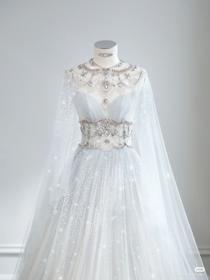 Ethereal Gown Fairytale White, Fairy Tale Dresses Gowns, White Queen Aesthetic Outfit, Narnia Wedding Dress, White Elf Dress, White Royal Outfit, Beautiful Wedding Dresses Fairytale, White Queen Dress, White Fantasy Dress