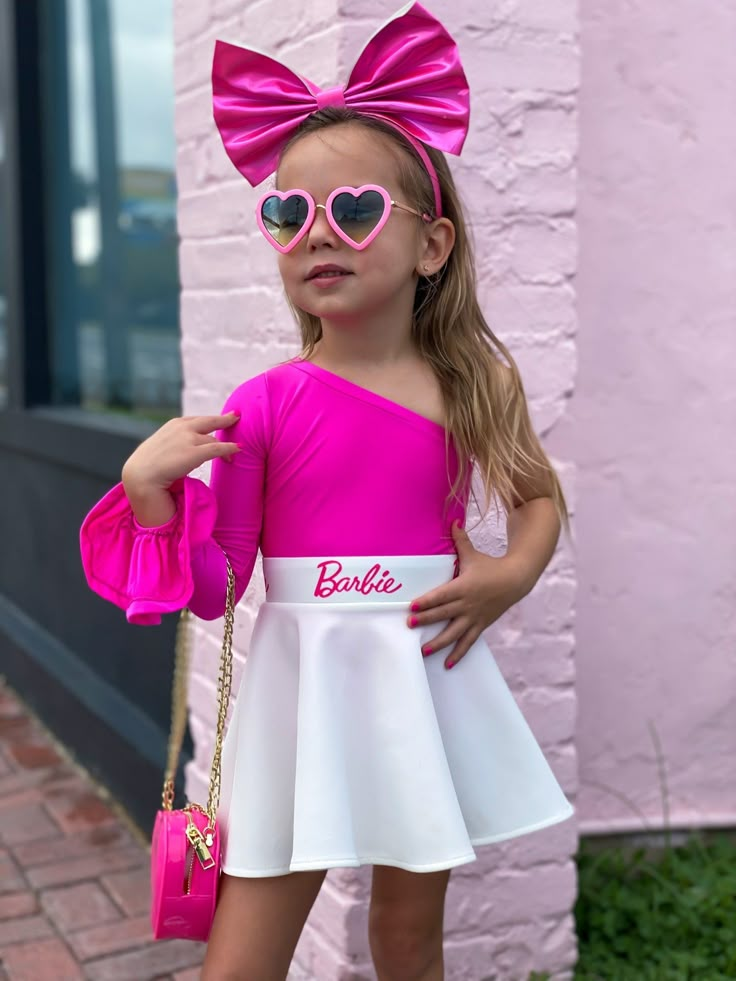 Barbie Party Decorations, Barbie Theme Party, Hot Pink Top, Barbie Kids, Wholesale Boutique Clothing, Barbie Birthday Party, Hot Pink Tops, Barbie Costume, Barbie Theme