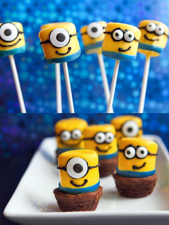 minion marshmallows with eyes on them are ready to be eaten for the party