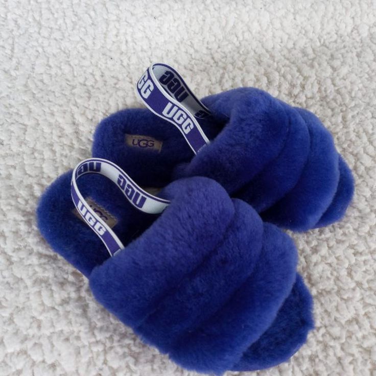 Ugg Slippers For Little Kids Size 12, Never Worn. No Tags Or Box But New. Ugg Slippers For Kids, Cozy Blue Winter Slippers, Comfortable Blue Winter Slippers, Casual Super Soft Blue Slippers, Blue Ugg Slippers, Purple Shoes Outfit, Ugg Fluff Yeah Slides, Blue Uggs, Uggs Slippers