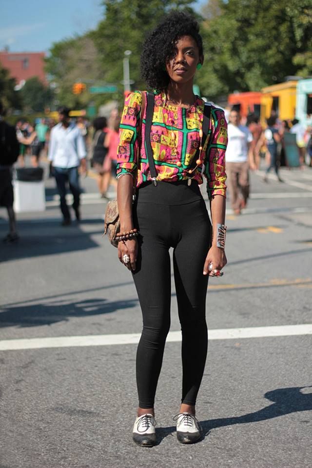 I Do Not Have Natural Pooky Hair But I Absolutely Love The Afro Punk Fashion, Hair and Beauty. Suspenders Fashion, Punk Mode, Afro Punk Fashion, Punk Women, Bloc Party, Estilo Hippie, Look Retro, Fashion Male, 90s Fashion Outfits