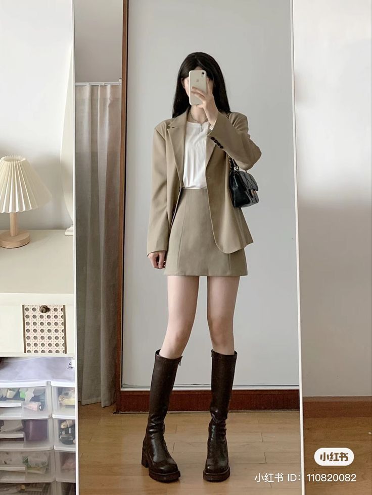 Bussines Casual Woman, Korean Spring Outfits, Neutral Fits, Outfit Korean Style, Spring Work Outfits, Outfit Streetwear, Korean Casual Outfits, Casual Day Outfits, Model Outfits