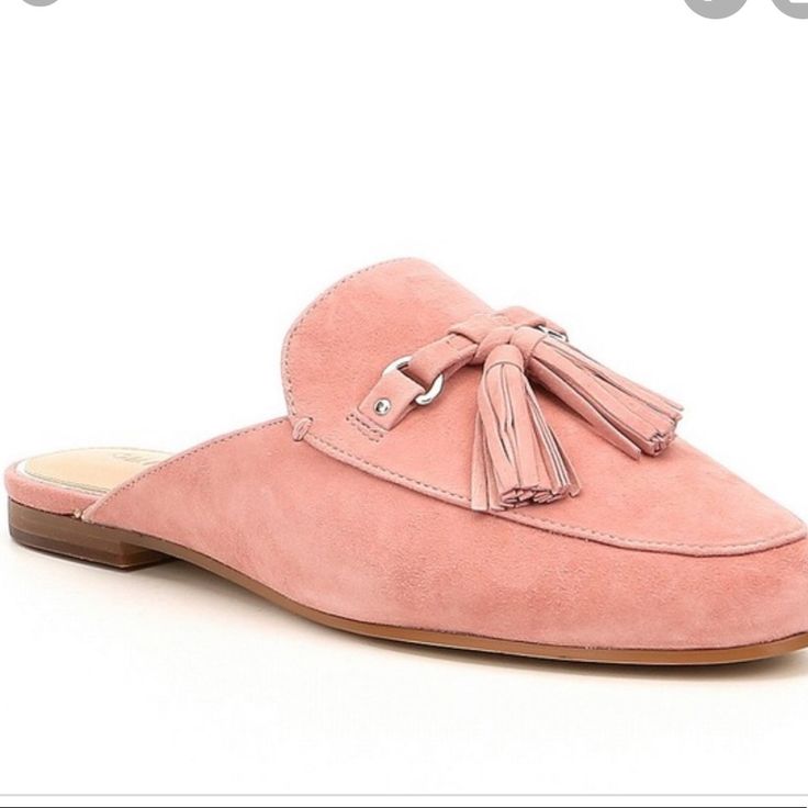 Brand New Never Worn Slip-on Loafers For Spring Galas, Spring Gala Slip-on Loafers, Elegant Pink Slip-on Flats, Almond Toe Flats For Spring Galas, Pink Spring Loafers For Formal Wear, Pink Formal Loafers For Spring, Spring Gala Flat Loafers, Pink Leather Loafers For Spring, Spring Gala Flats With Leather Sole