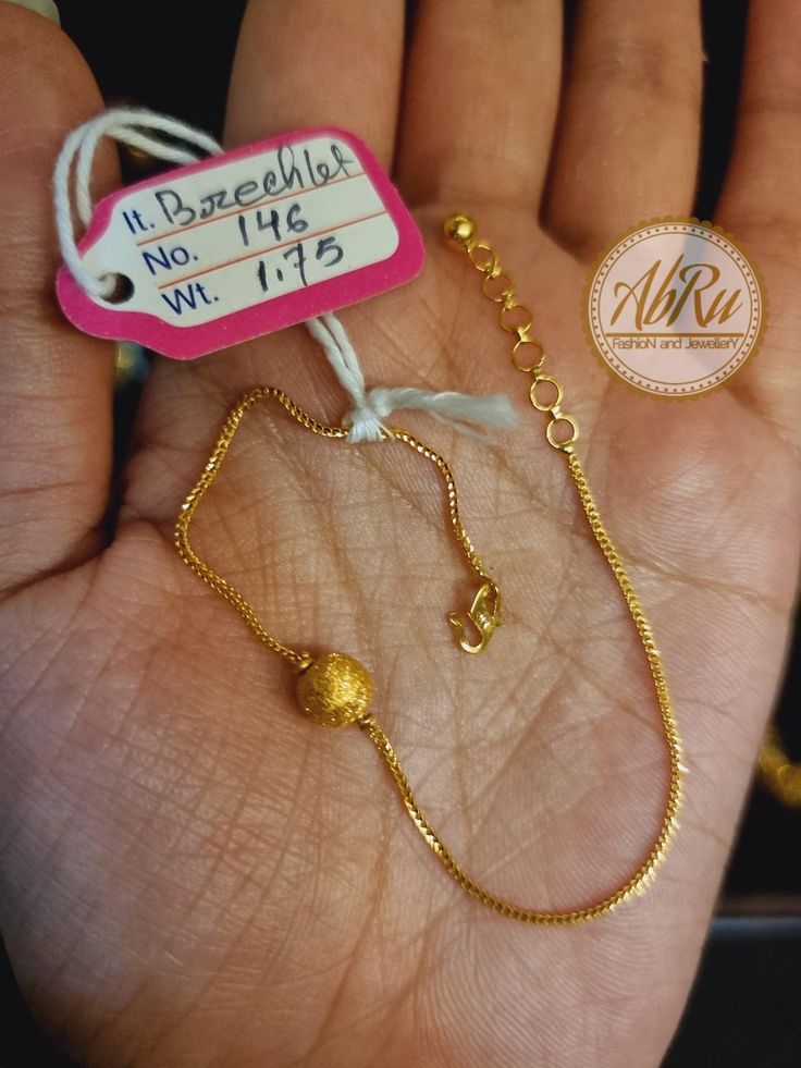 Bracelets Gold Simple For Women, Doctor Jewelry, Fashion Jewelry Necklaces Gold, Small Earrings Gold, Blush Jewelry, Gold Bracelet Simple, Gold Bridal Necklace, Antique Necklaces Design, Gold Bangle Set