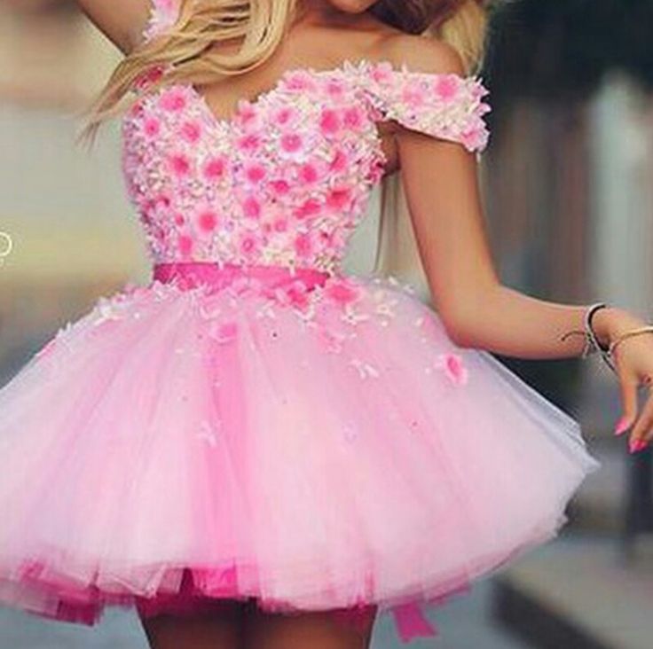 Short Poofy Dresses, Hollister Style, Poofy Dress, Cute Shorts, Romper With Skirt, Birthday Dresses, Model Dress, Petticoat