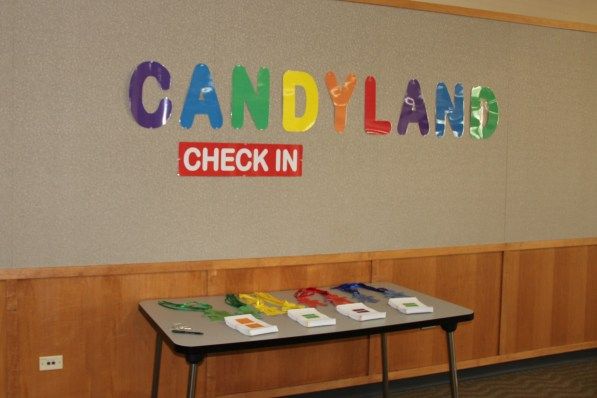 the candyland check - in desk is set up for customers to sign their order