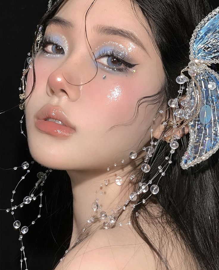 Cool Makeup Looks, Ethereal Makeup, Fairy Makeup, Mermaid Makeup, Asian Eye Makeup, Creative Makeup Looks, Eye Makeup Art, Fantasy Makeup, Editorial Makeup